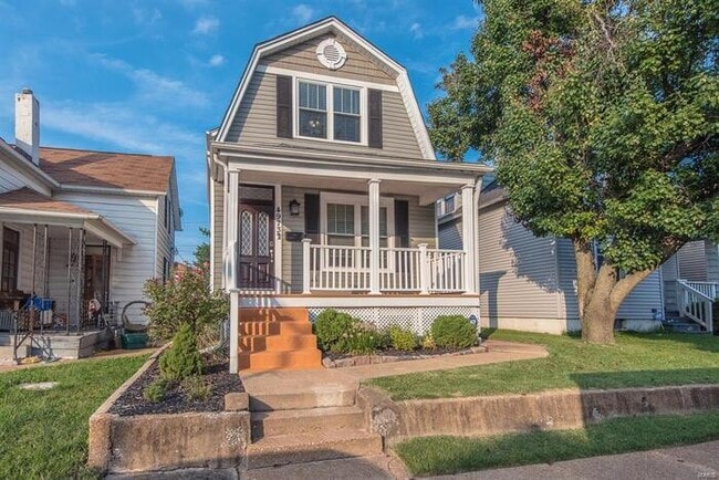 Building Photo - Fantastic 2bd/2ba home! Coming soon!