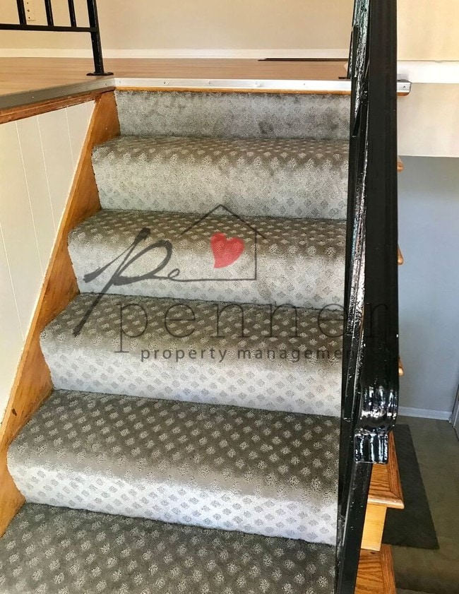 Photo - 1415 N Cherokee St