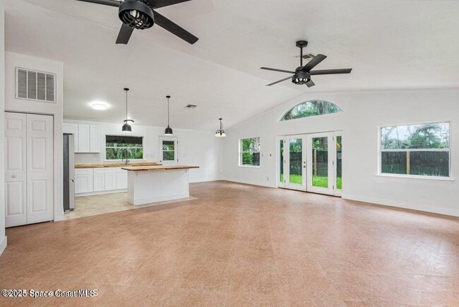 4085 Cypress Bend