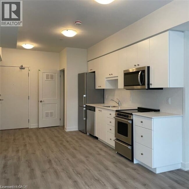 Photo - 110 Fergus Ave Unit 432