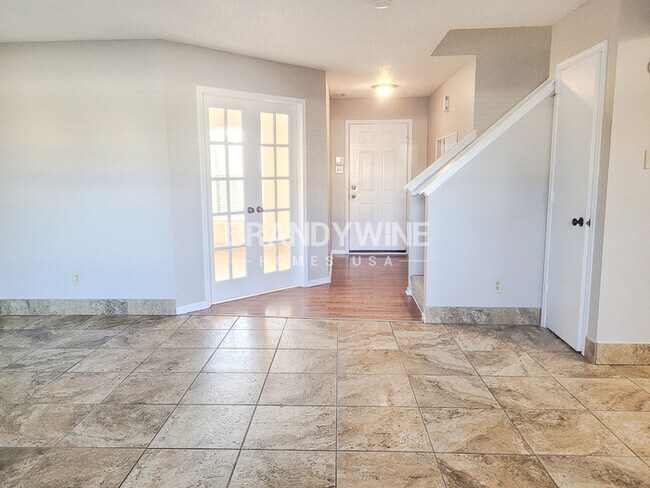 Photo - 5611 Olive Branch Way