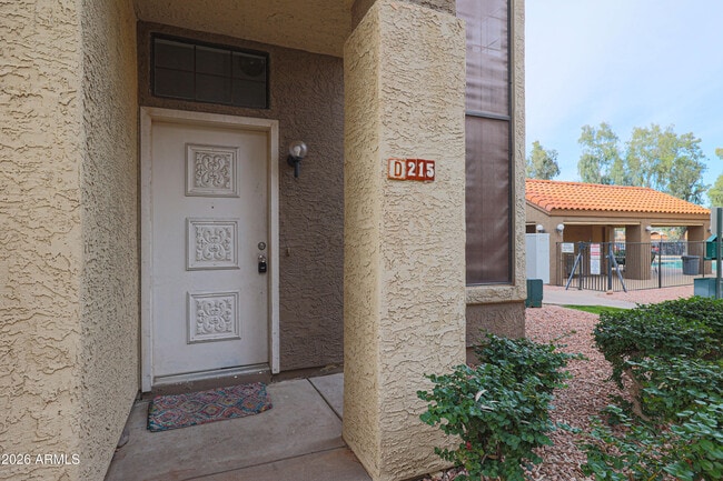 Photo - 1905 E University Dr