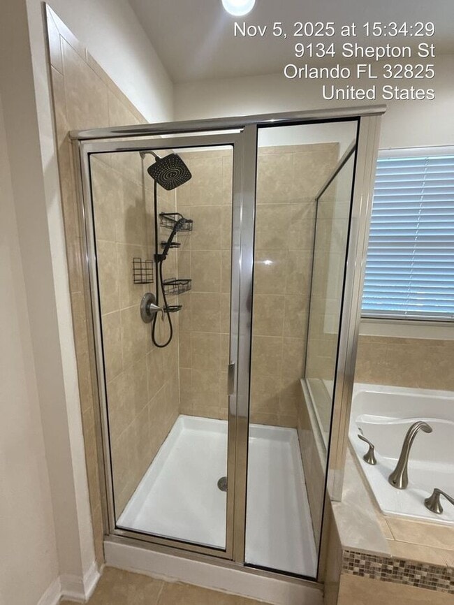 Photo - Beautiful Spacious 3 bed 2.5 bath Home in ...