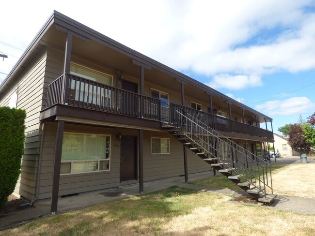Waular04-Park Place Apartments