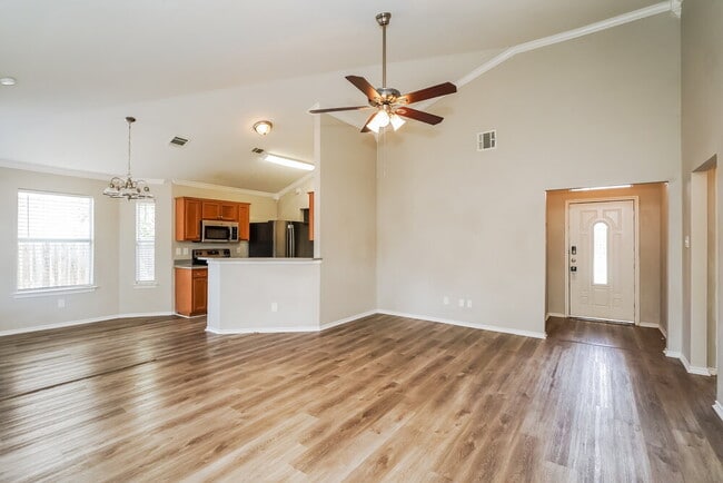 2105 Pacino Dr