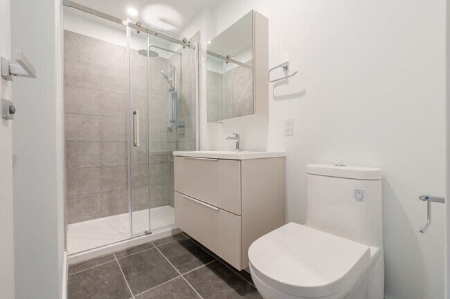 Photo - 1001 Rue Lucien-L'allier