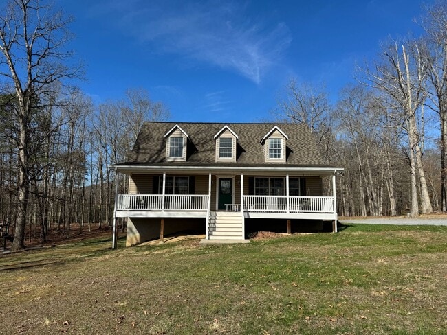 Building Photo - Single family home located in southern Rockbridge County