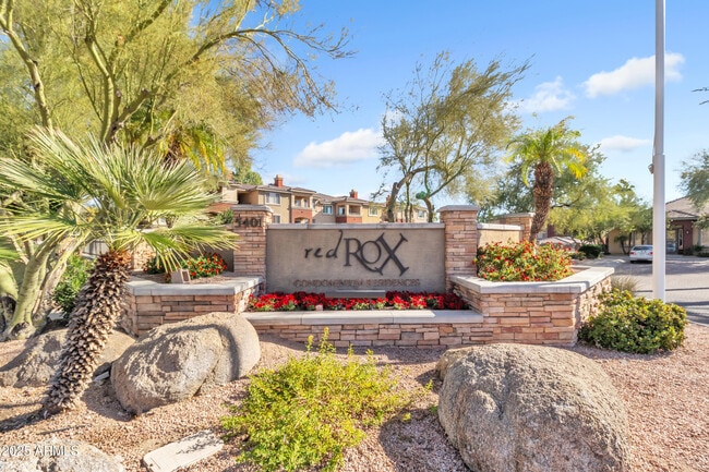 Photo - 5401 E Van Buren St Unidad 3049