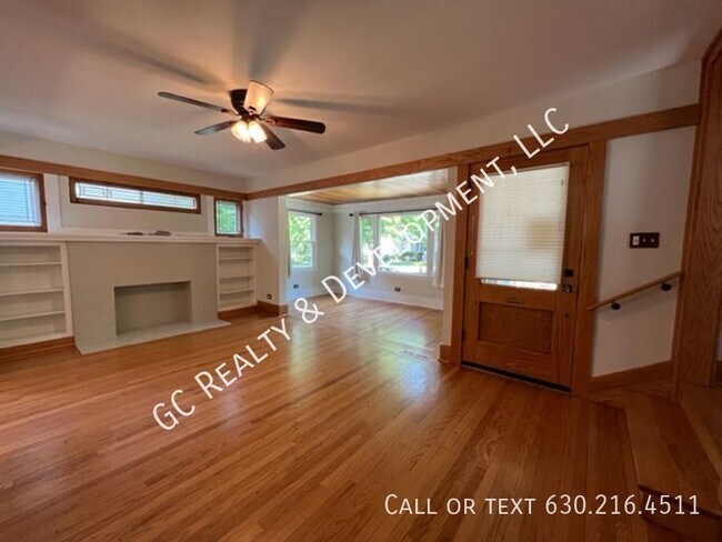 Photo - ***FULLY UPDATED / RIVER FOREST LOCATION /...