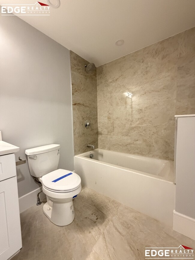 Photo - 124 Kenrick St Unit 6