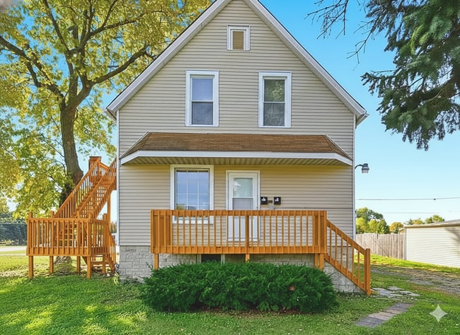 Building Photo - 7635 W Foster Ave Unit 1