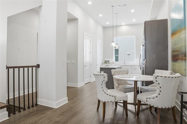 Photo - 1411 Town Creek Dr