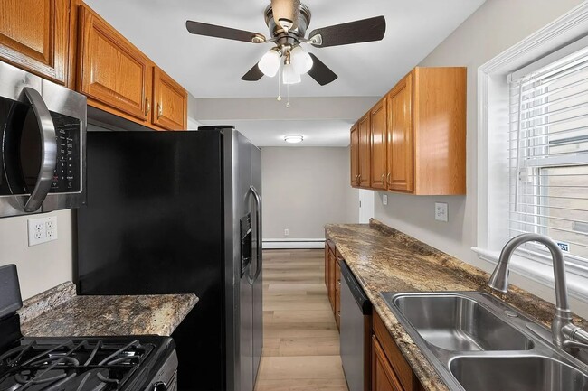 Photo - Spacious Townhome with driveway