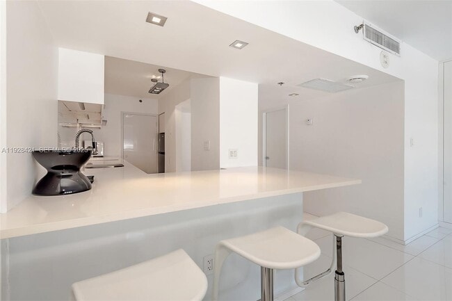 Photo - 100 Lincoln Rd Unit 839