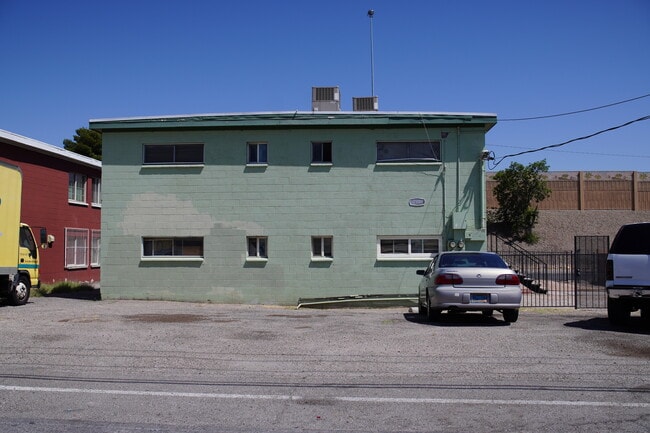 Photo - 2916 Marlin Ave Unidad 2