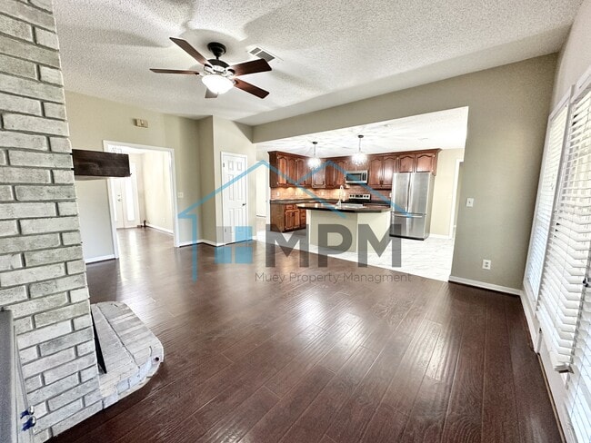 Photo - 307 Briarcliff Dr