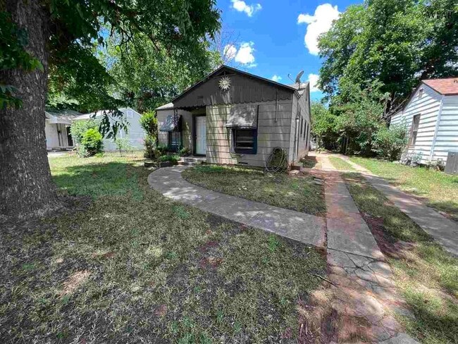 Photo - 2506 Marie St