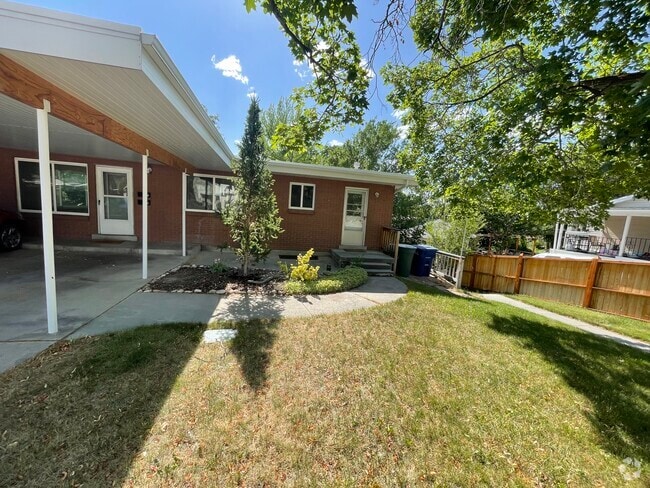 Building Photo - 2914 Preston St Unit A Rental