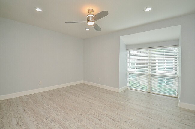 Photo - 12633 Memorial Dr Unidad 174