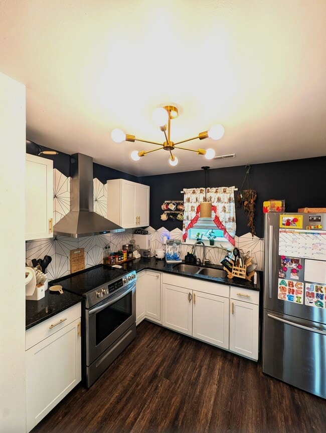 Photo - 52 Buxton Ave