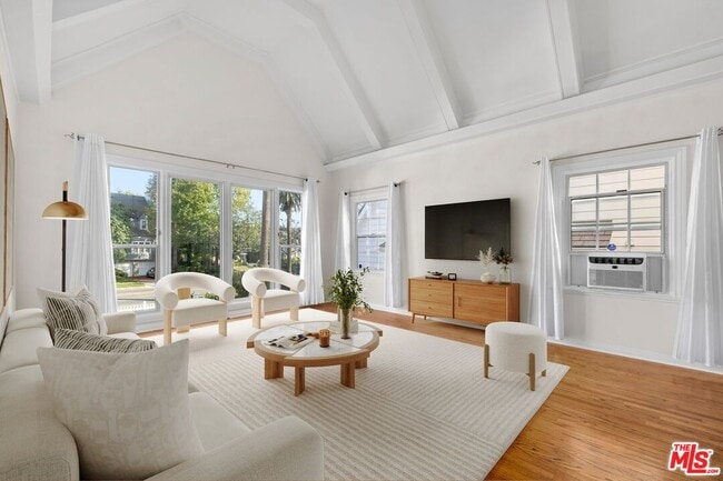 Building Photo - 2941 Motor Ave