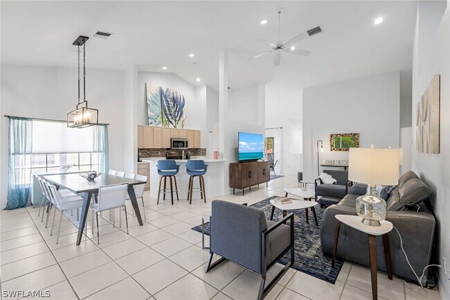 Photo - 5360 Andover Dr Unit 202