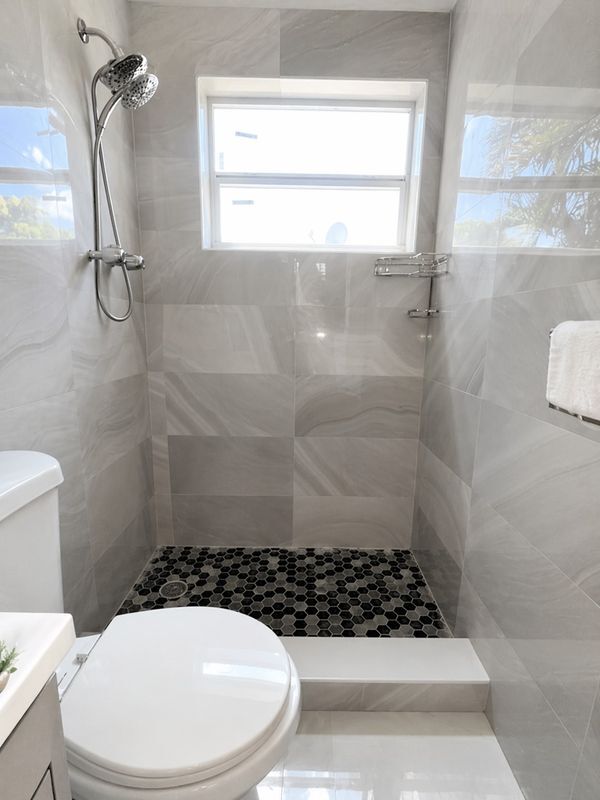 Photo - 1355 NE 129th St