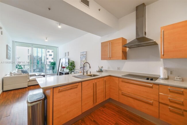 Photo - 218 SE 14th St Unit 2306