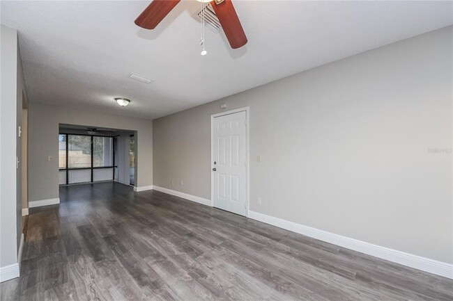 Photo - 660 McKinley Ct