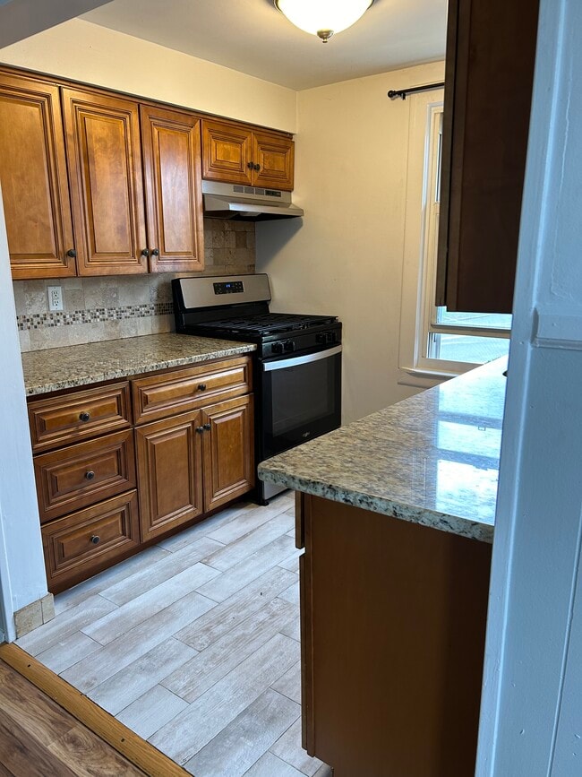 Photo - 16 Willow Ave Unidad 2 bedroom, 2nd floor apartment