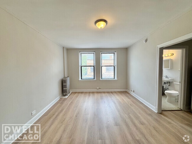 Building Photo - 2779 N Milwaukee Ave Unit 208 Rental