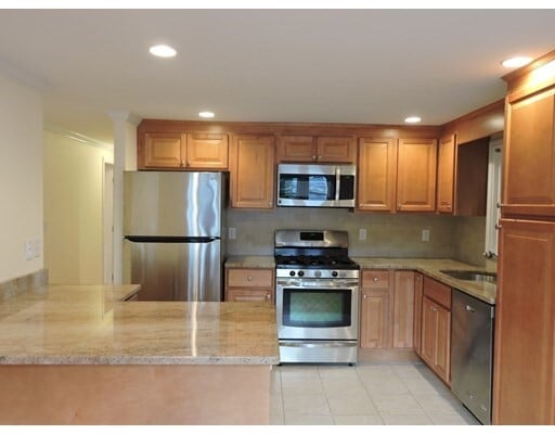 Building Photo - 176 Sherman St Unit 1