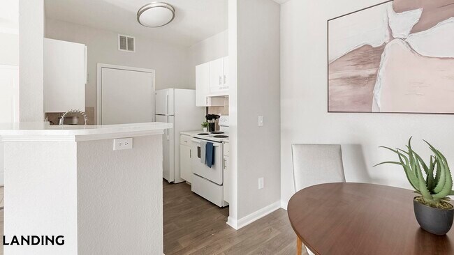 Photo - 9835 Fredericksburg Rd Unidad 1223