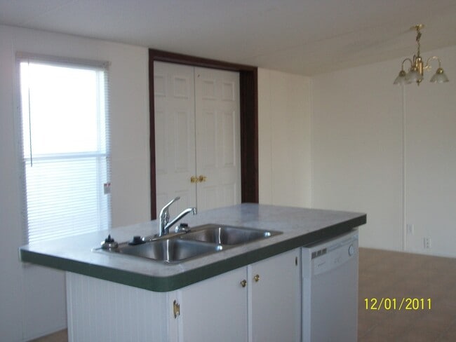 Building Photo - 103 Newby Ln