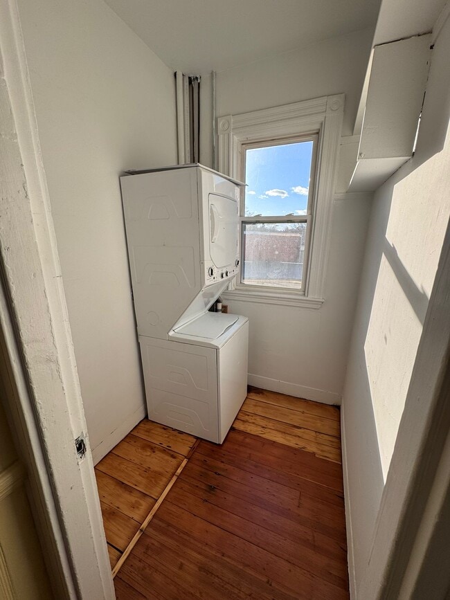 Photo - 381 Centre St Unit 2