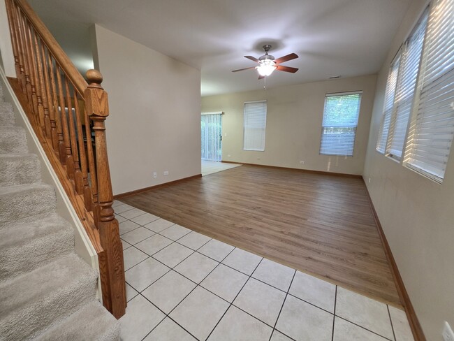 Photo - 3959 Blackstone Dr