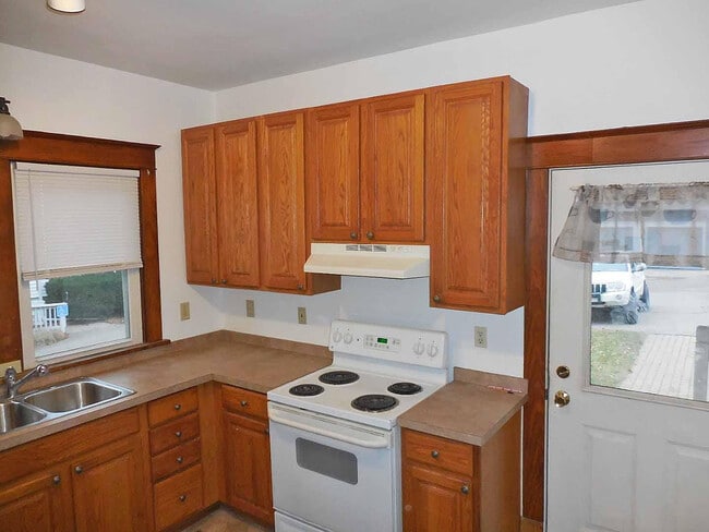 Photo - 212 W Michigan Ave