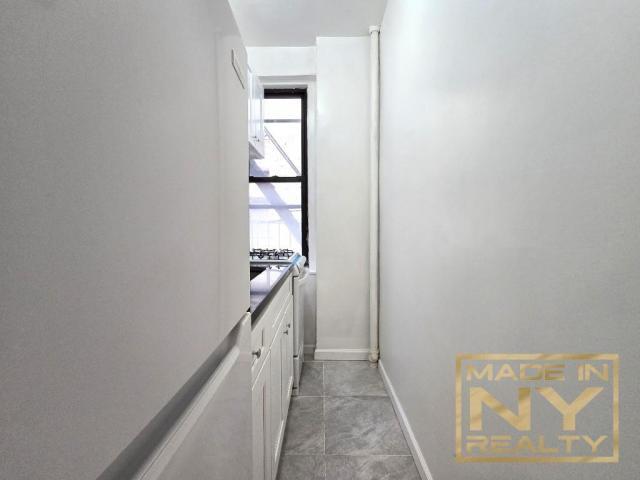 0 bedroom in SUNNYSIDE NY 11104 - 0 bedroom in SUNNYSIDE NY 11104 Condominio Unidad 4H