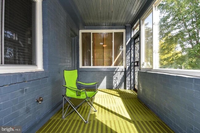 Photo - 204 34th St NE