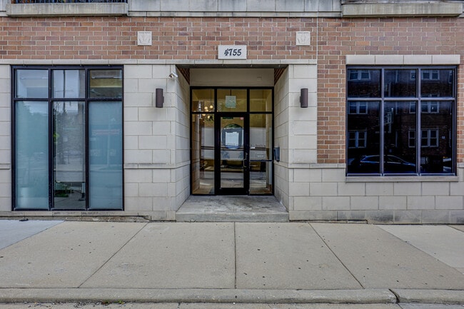 Photo - 4755 N Washtenaw Ave