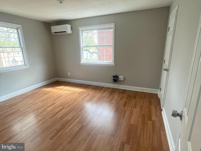 Building Photo - 8528 Chestnut Oak Rd Rental