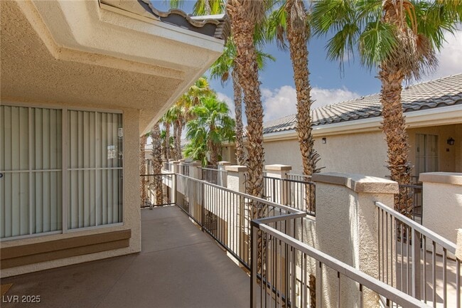 Photo - 7155 S Durango Dr Unit 303