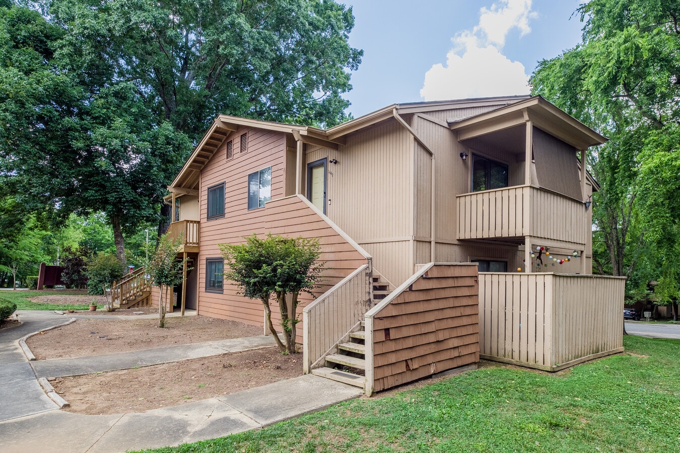 Photo - 1448 Riverwood Ct