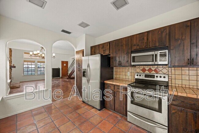 Photo - 609 Fiesta Cir