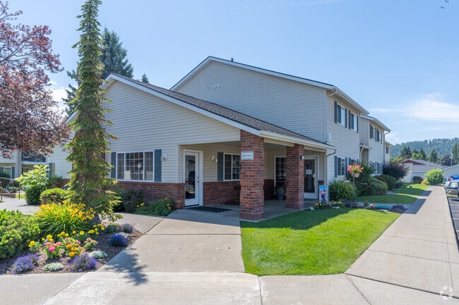 Oficina de arrendamiento - Bellwood Park Apartments