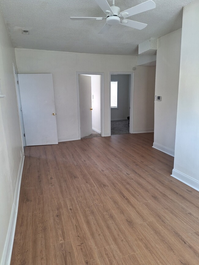 Living Room - 1220 Louisiana St Unit Apt. 1