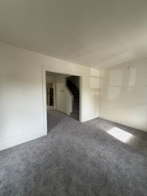 Photo - 617 E Chestnut St