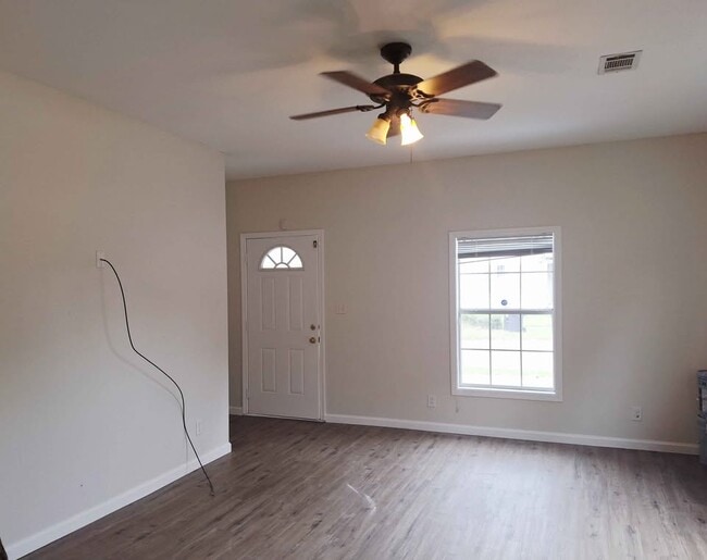 Photo - 1313 W Huntington Ave