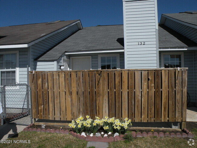 Building Photo - 132 Witten Cir Rental