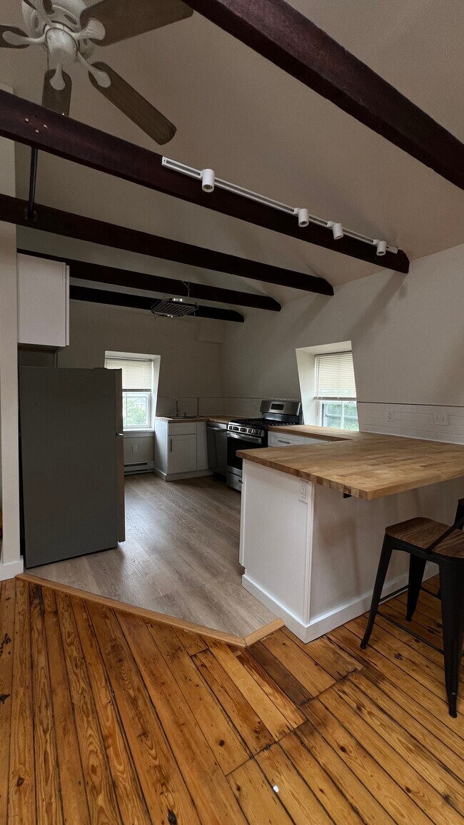 44 E Bowery St Unit 3